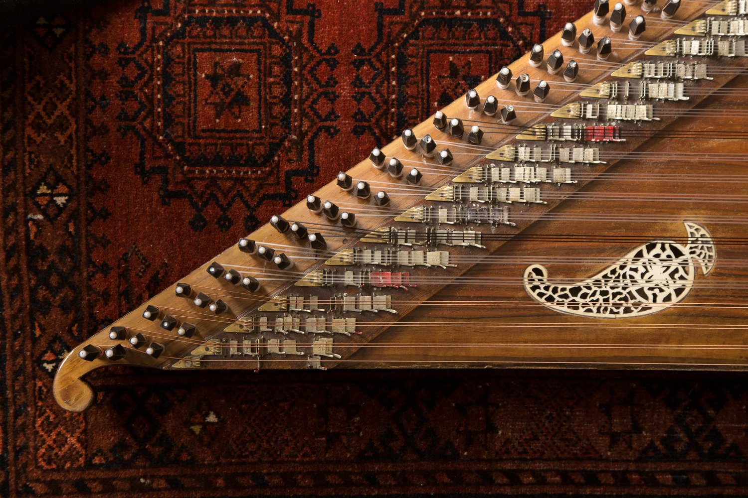 Tradition Meets Modernity: The Evolution of the Qanun in Contemporary Music